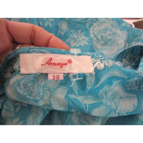 Amaya Blue w White Roses Silk Crepe Tunic Blouse Size Small - Picture 6 of 7